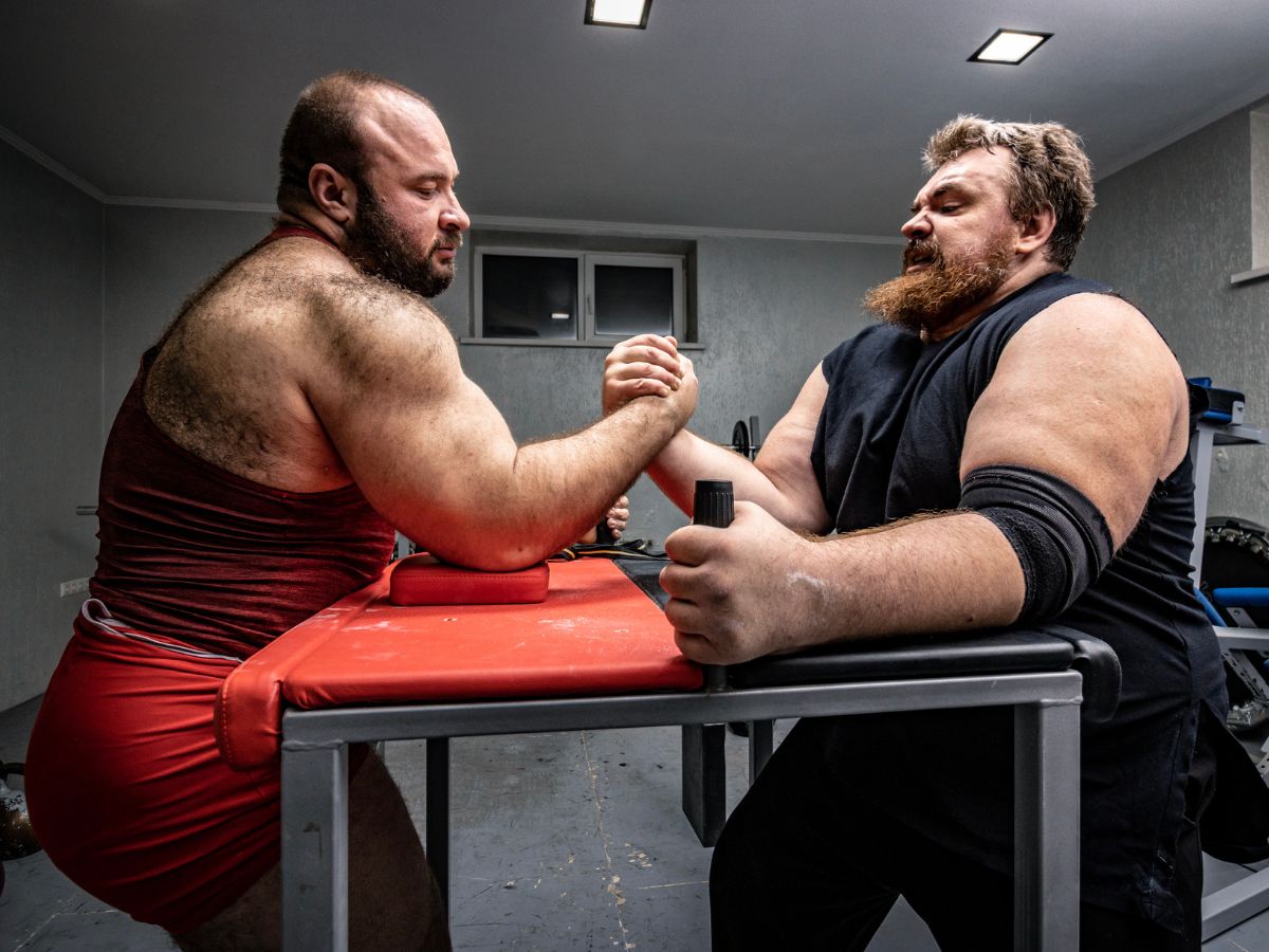 arm wrestling top roll